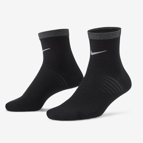 Nike Other - NWT Nike Unisex Spark Dri-FIT Lightweight Running Ankle Socks Size Medium (Black